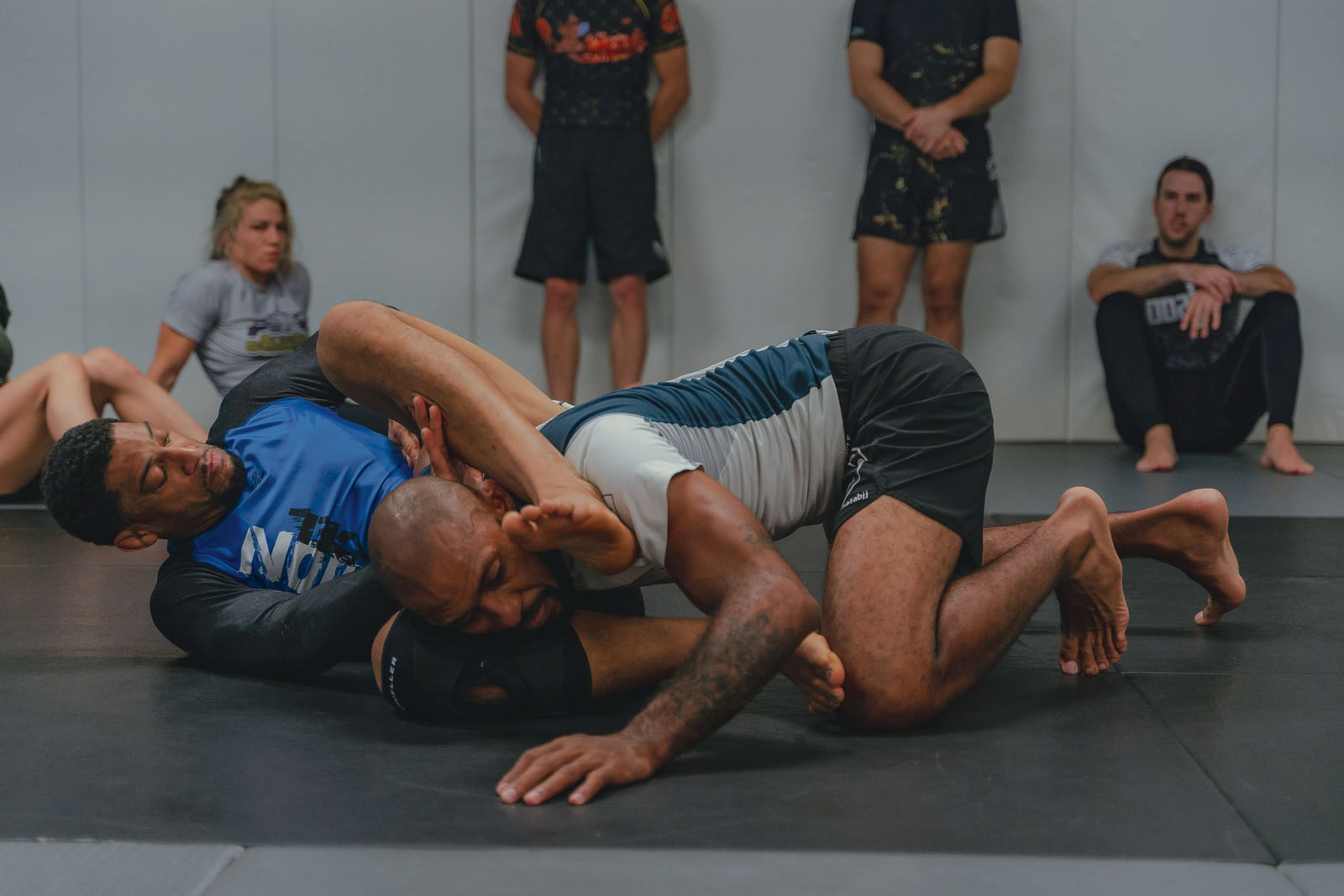 Tatami de NEGEV Academy pendant un cours de Grappling / No-Gi